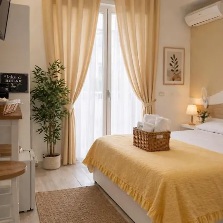 Terrazza Garibaldi Bed & Breakfast 4*