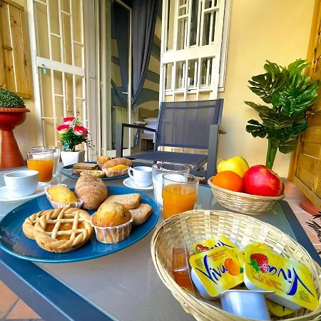 Terrazza Garibaldi Bed and Breakfast Νάπολη